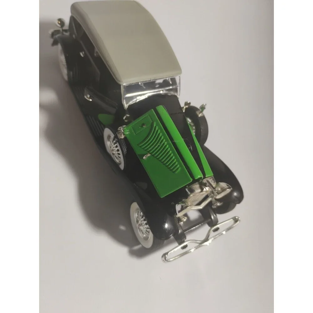 Signature Models National Motor Museum 1934 Duesenberg 1/32 Diecast Green/ Blk